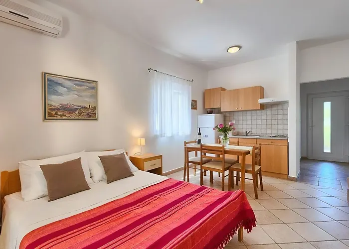 Franulovic Apartments