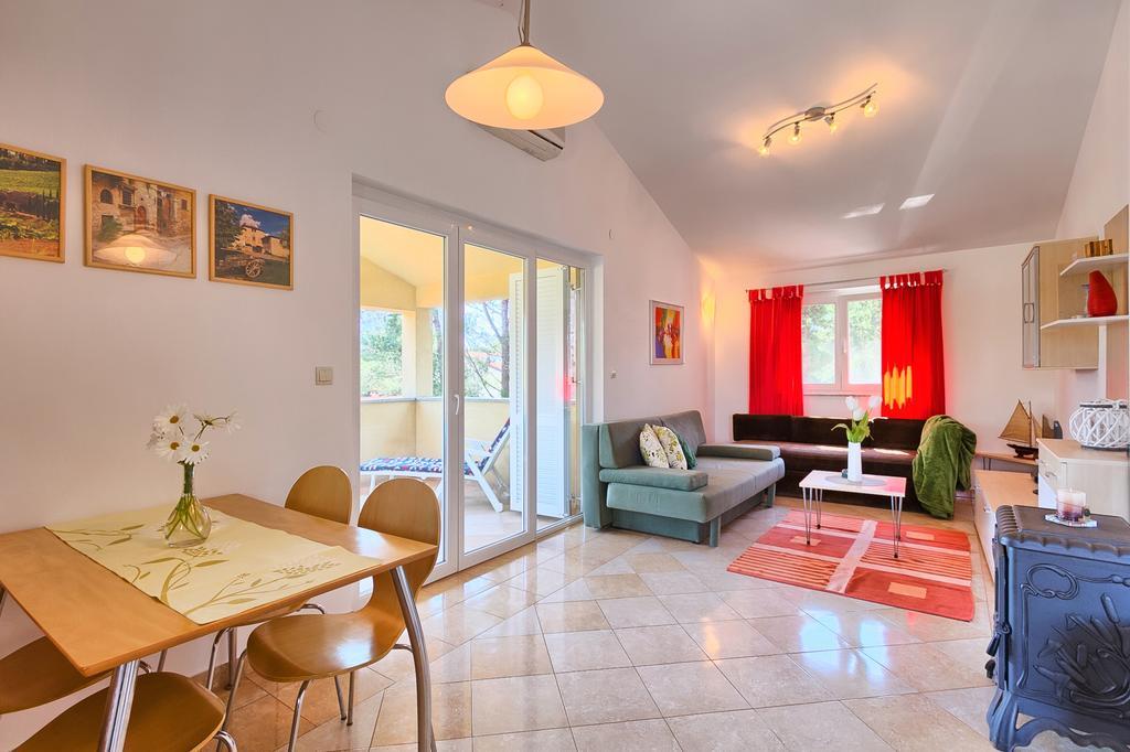 Apartment Franulovic *