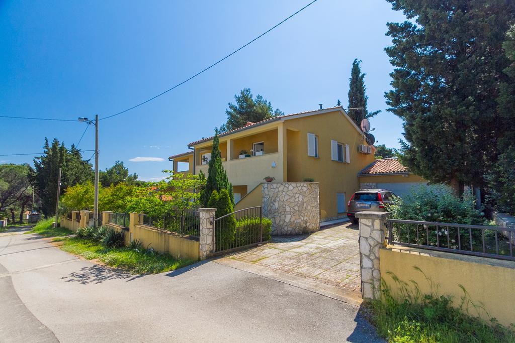 Franulovic Apartment Premantura