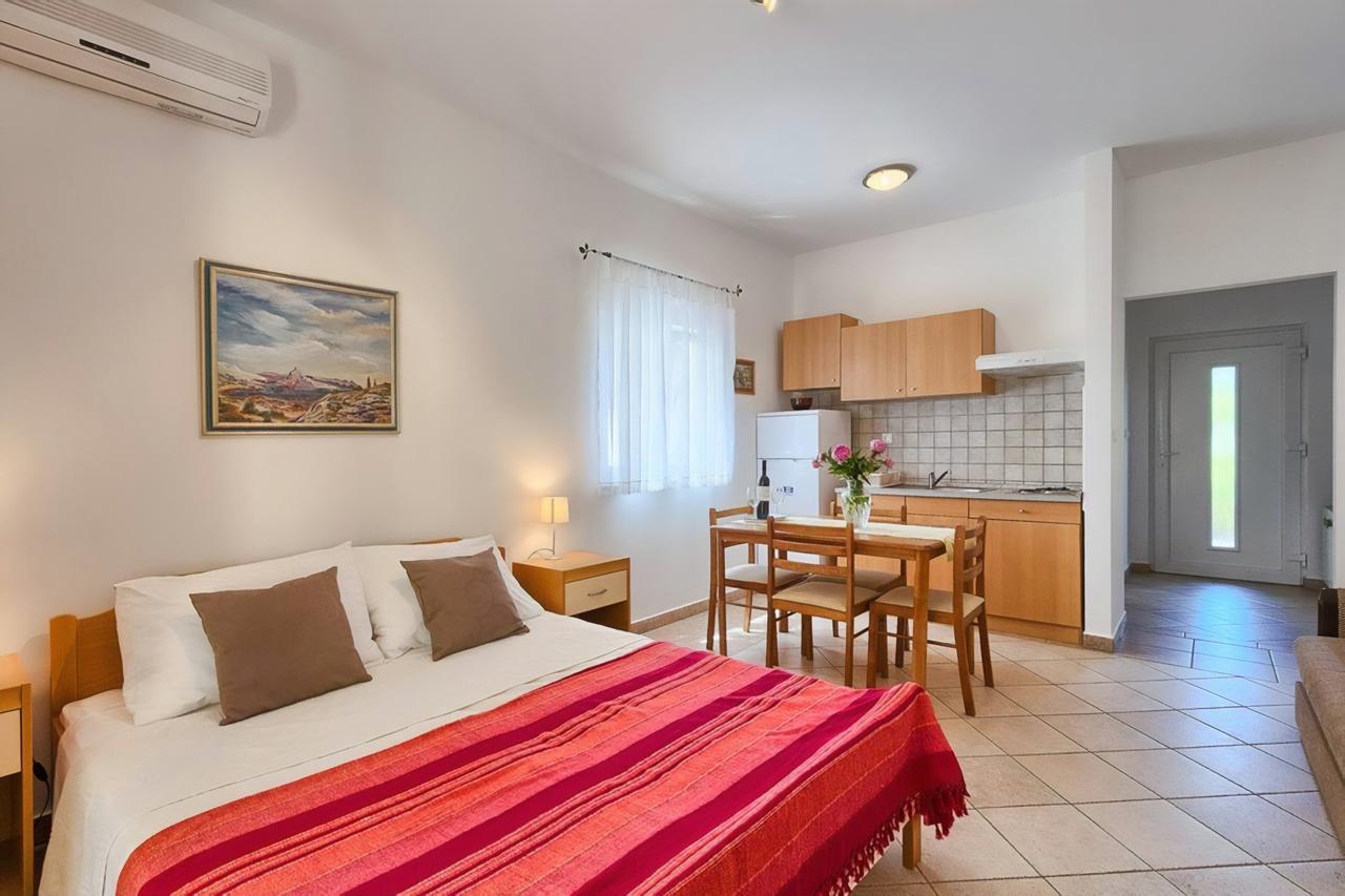 Franulovic Apartment